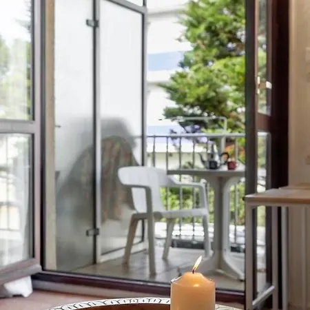 De La Baie Apartment